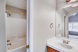 20305 Hoodview Ave, West Linn, Or 97068 House For Rent in West Linn, OR (Photo 7 of 12)