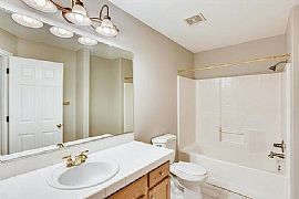 20305 Hoodview Ave, West Linn, Or 97068 House For Rent in West Linn, OR (Photo 9 of 12)