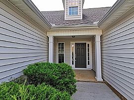 Beautiful House For Rent in Tyrone, GA (Photo 2 of 12)