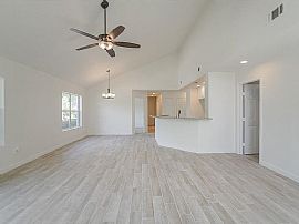 3bedroom  in Montgomery, TX (Photo 7 of 11)