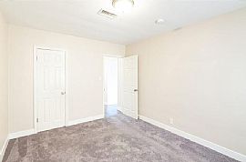 11761 Hart St Apt 6, North Hollywood, Ca  in North Hollywood, CA (Photo 4 of 8)