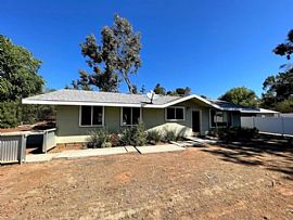 15102 Oak Creek Rd #a, El Cajon in El Cajon, CA