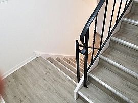 Charming 3 Bedroom Home in Chicago Ridge, IL (Photo 7 of 12)