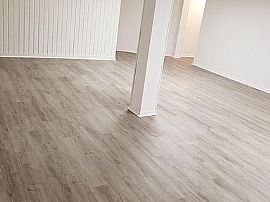 Charming 3 Bedroom Home in Chicago Ridge, IL (Photo 9 of 12)