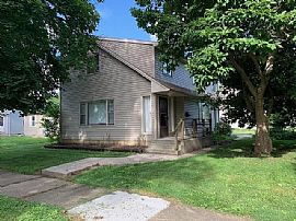 336 N Cleveland Ave, Bradley, Il 6091 in Bradley, IL (Photo 2 of 10)