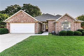 3307 York Dr, Mansfield in Mansfield, TX