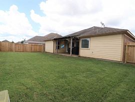 3010 Sage Grouse Ct, Rosenberg in Rosenberg, TX (Photo 5 of 5)