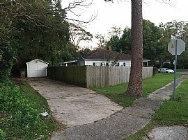 2360 Taylor Ave, Mobile, Al 36606 in Mobile, AL (Photo 3 of 12)