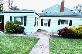 10008 Broad St, Bethesda, Md 20814 in Bethesda, MD