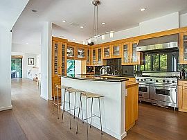 Beautiful House For Rent in Malibu, CA (Photo 2 of 12)