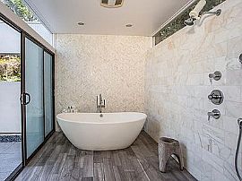 Beautiful House For Rent in Malibu, CA (Photo 5 of 12)