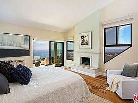 Beautiful House For Rent in Malibu, CA (Photo 5 of 7)