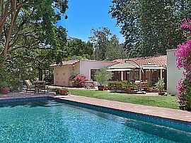 Beautiful House For Rent in Malibu, CA