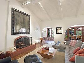 Beautiful House For Rent in Malibu, CA (Photo 3 of 12)