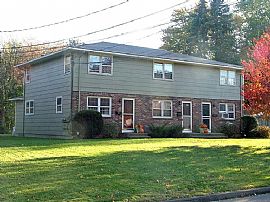 27 Carr St #b, Wallingford, Ct 06492 in Wallingford, CT