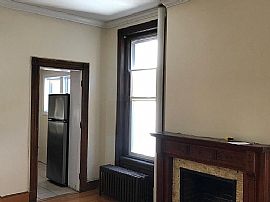 78 Pearl St #1, New Haven, Ct 06511 in New Haven, CT (Photo 7 of 9)