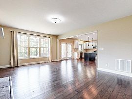 1212 Red Stone Dr, Lexington, Ky in Lexington, KY (Photo 12 of 12)