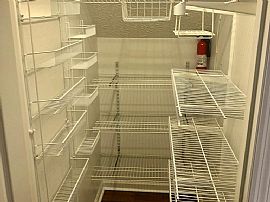 1212 Red Stone Dr, Lexington, Ky in Lexington, KY (Photo 6 of 12)