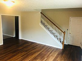 1212 Red Stone Dr, Lexington, Ky in Lexington, KY (Photo 9 of 12)