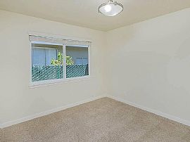 1667 Lark Ave, Redwood City, Ca in Redwood City, CA (Photo 6 of 12)