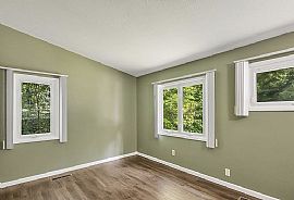 2200 Gary Dr, Twinsburg, Oh  in Twinsburg, OH (Photo 5 of 12)