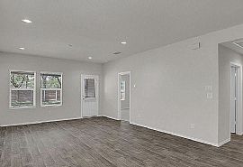 108 Queen Anne Dr, Leander, Tx in Leander, TX (Photo 5 of 10)