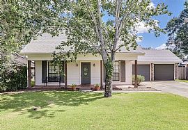 815 Rosedown Ln, Lafayette, La in Lafayette, LA