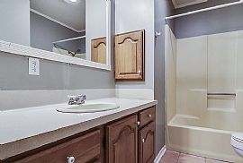 815 Rosedown Ln, Lafayette, La in Lafayette, LA (Photo 12 of 12)