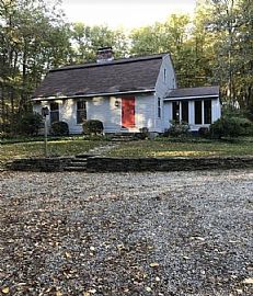 243 Pulpit Rock Rd, Woodstock, Ct 06281 in Woodstock, CT