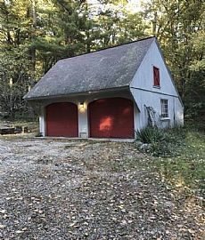 243 Pulpit Rock Rd, Woodstock, Ct 06281 in Woodstock, CT (Photo 2 of 9)