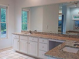 2567 Altadena Rd, Vestavia, Al in Vestavia, AL (Photo 9 of 12)