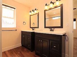 61247 Laurel Springs Ln, Bend, Or in Bend, OR (Photo 11 of 12)