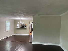 7019 University Ave, Middleton, Wi 53562 in Middleton, WI (Photo 3 of 12)