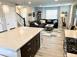 5514 Spring Tide Way, Middleton, Wi 53718 in Madison, WI (Photo 3 of 11)