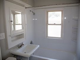 1431 S 77th St, West Allis, Wi 53214 in West Allis, WI (Photo 10 of 12)