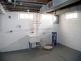 1431 S 77th St, West Allis, Wi 53214 in West Allis, WI (Photo 11 of 12)