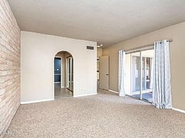 6400 N Val Dosta Dr #1, Tucson, Az 85718 in Tucson, AZ (Photo 4 of 10)