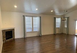 21334 Livingston Dr, Bend, Or in Bend, OR (Photo 2 of 12)