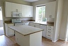 4682 Winthrop Ct, Lake Oswego, Or in Lake Oswego, OR (Photo 5 of 12)