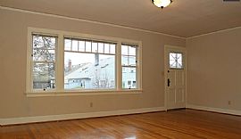 1615 Nw 27th Ave, # 46025  in Portland, OR (Photo 2 of 8)