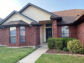 5721 Se 86th St, Oklahoma City, Ok in Oklahoma City, OK (Photo 3 of 12)