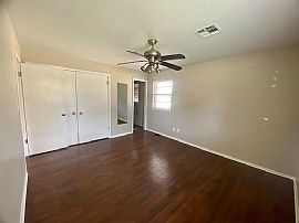 2703 Tottingham Rd, Oklahoma City, Ok in Oklahoma City, OK (Photo 11 of 12)