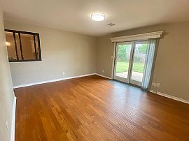 2703 Tottingham Rd, Oklahoma City, Ok in Oklahoma City, OK (Photo 4 of 12)