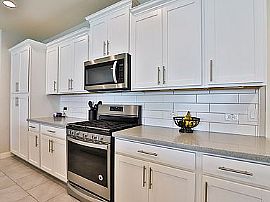 Beautiful House For Rent in Litchfield Park, AZ (Photo 5 of 9)