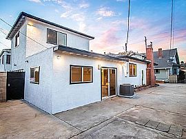 Beautiful House For Rent in Los Angeles, CA (Photo 11 of 11)