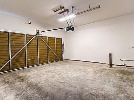 Beautiful House For Rent in Los Angeles, CA (Photo 3 of 11)