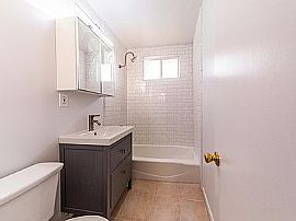 Beautiful House For Rent in Los Angeles, CA (Photo 9 of 11)