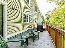 20 Holbrook St Unit 3, Freeport, Me 04032 Townhouse For Rent in Freeport, ME (Photo 10 of 12)
