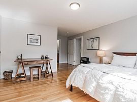 20 Holbrook St Unit 3, Freeport, Me 04032 Townhouse For Rent in Freeport, ME (Photo 7 of 12)