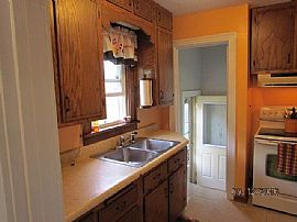 1013 1st St N, Fargo, Nd in Fargo, ND (Photo 9 of 12)